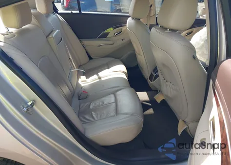 2016 Buick Lacrosse Leather z USA, uszkodzony, nr VIN 1G4GB5G39GF282826